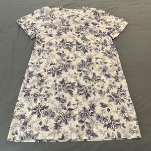 Fundamentals House Dress/Gown Womens Medium Purple Floral Snap Front Pockets
